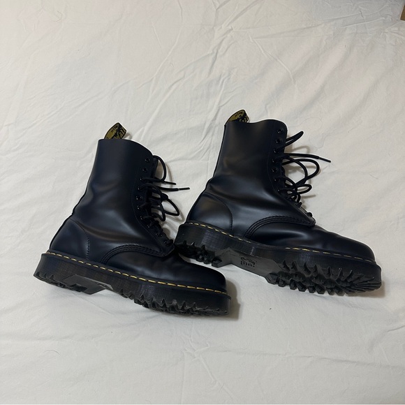 Dr. Martens 1490 Bex Black - Picture 2 of 7